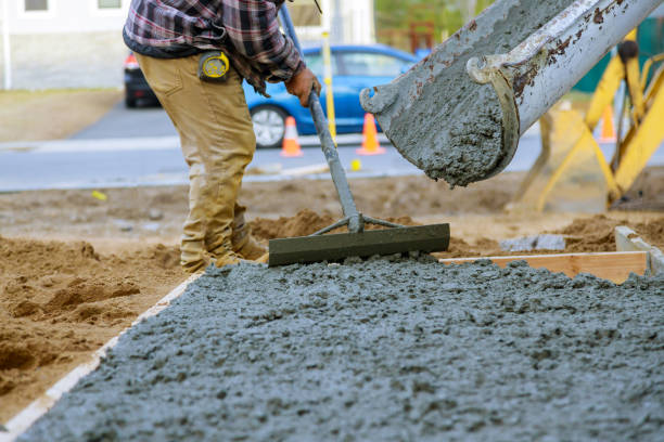 Best Commercial Concrete Services in Coral Hills, MD